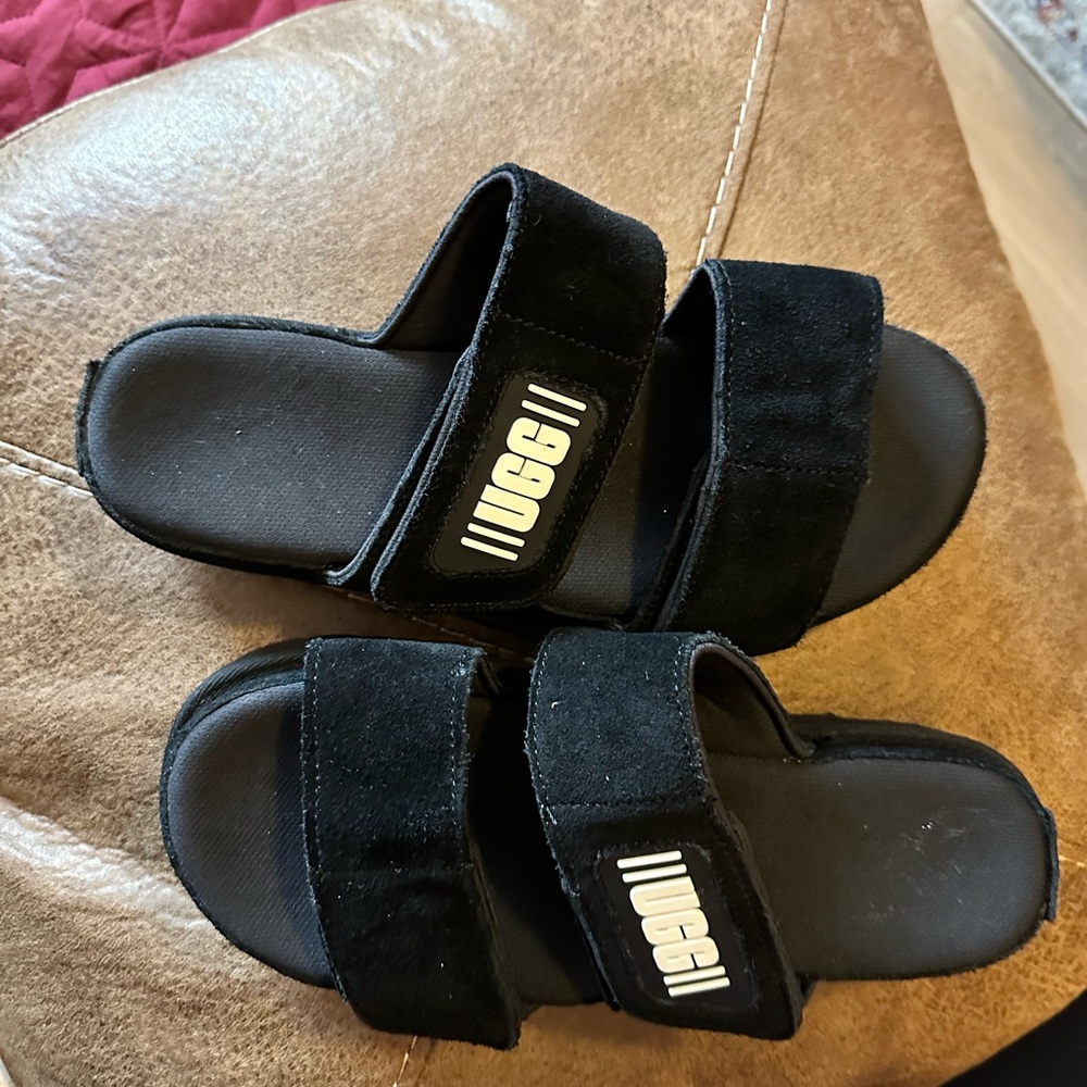 Uggs Slides - image 2
